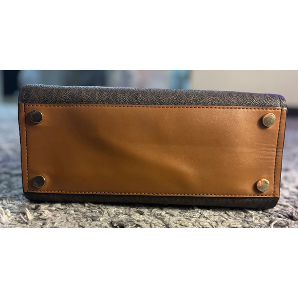 Michael Kors Marilyn Small Satchel Shoulder Crossbody Bag - Picture 7 of 11